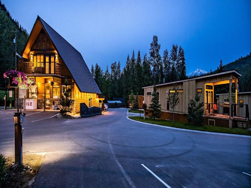 Boulder Mountain Resort image
