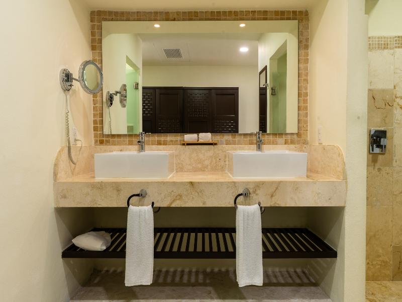 Iberostar Selection Riviera Cancun image