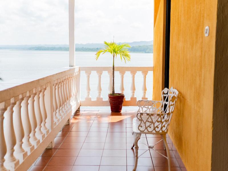 Hotel Villa Del Lago image