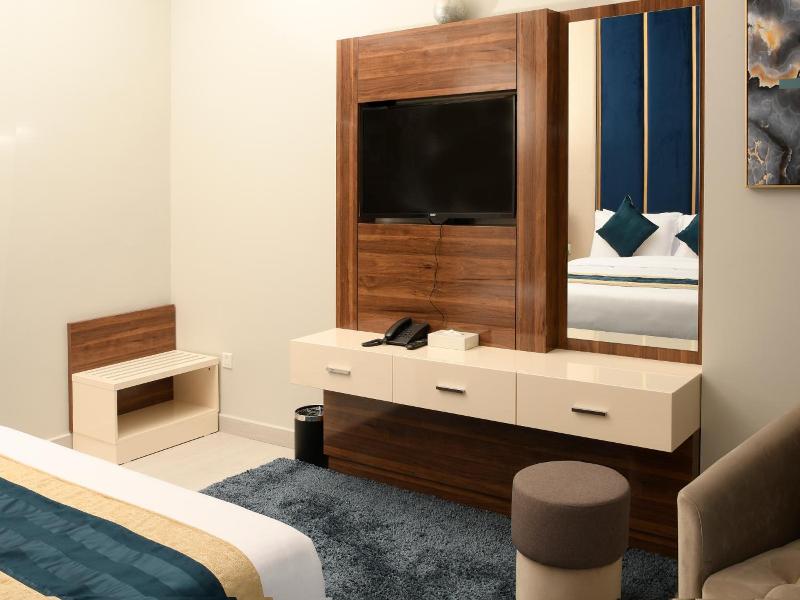 Bw Suites Spa — general view