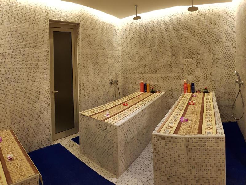 Bw Suites Spa image