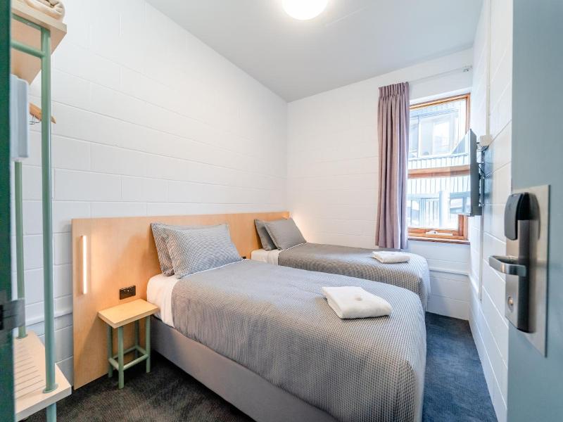 Yha Thredbo image