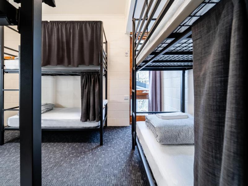Yha Thredbo image
