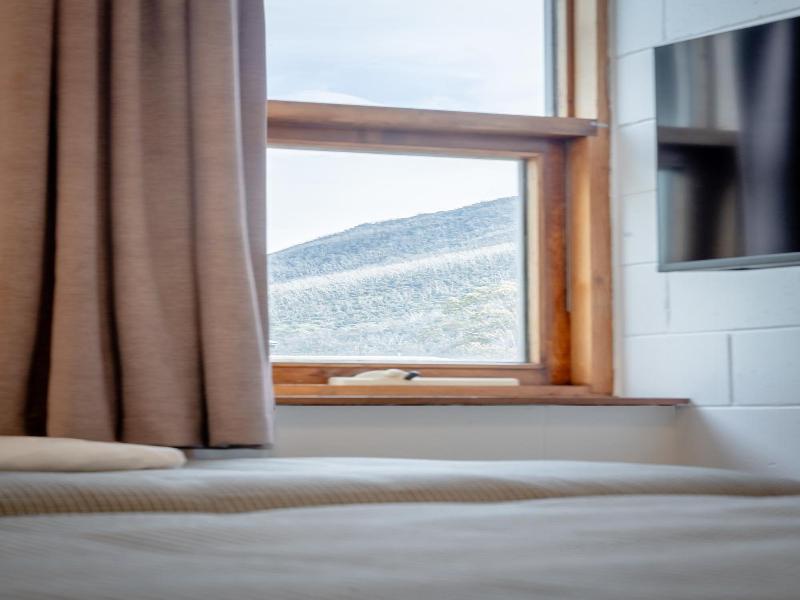 Yha Thredbo image