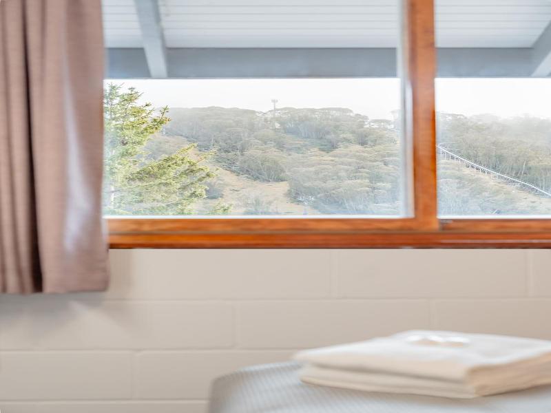 Yha Thredbo image