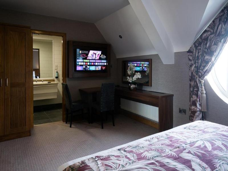 The Holyrood Hotel image