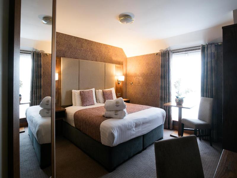 The Holyrood Hotel image