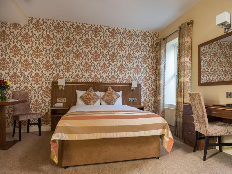 The Holyrood Hotel image