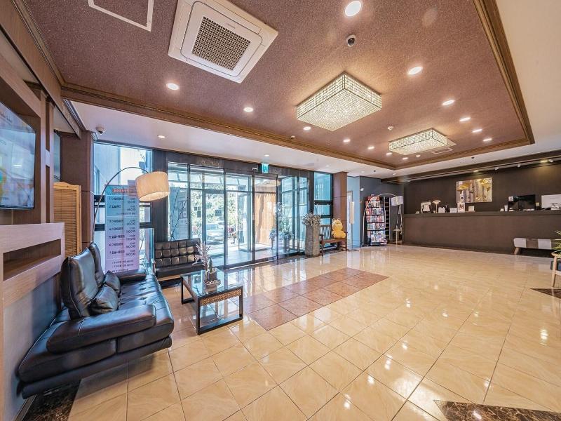 J View Hotel