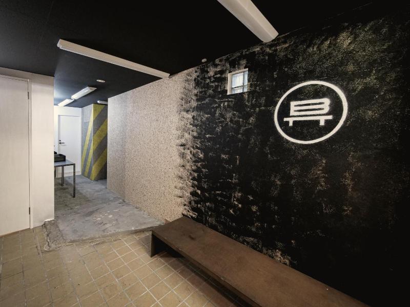 Bench Hostel image