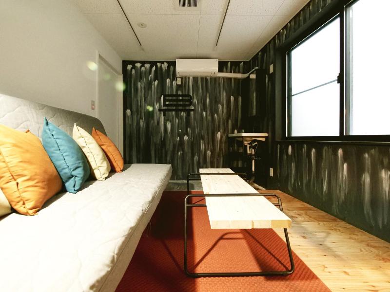 Bench Hostel image