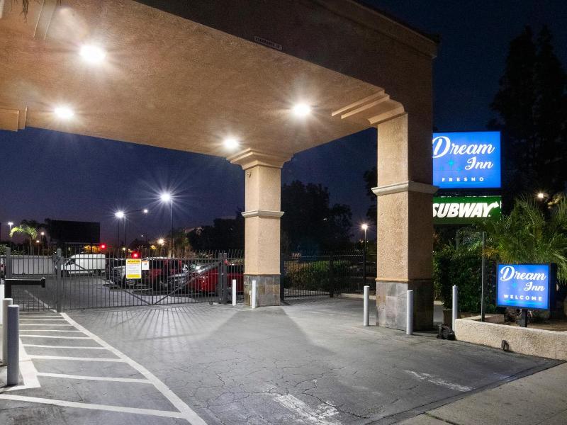 Dream Inn image