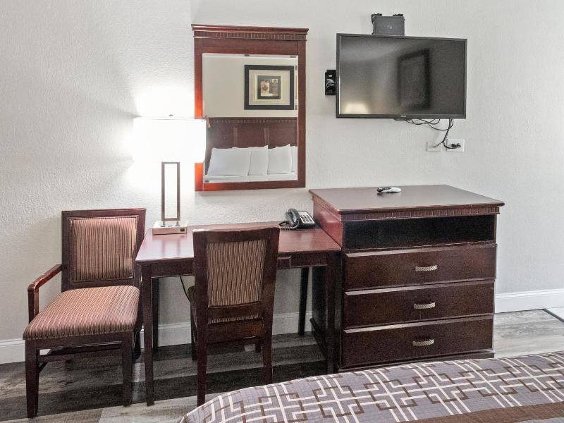 Dream Inn image