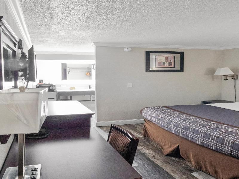 Dream Inn image