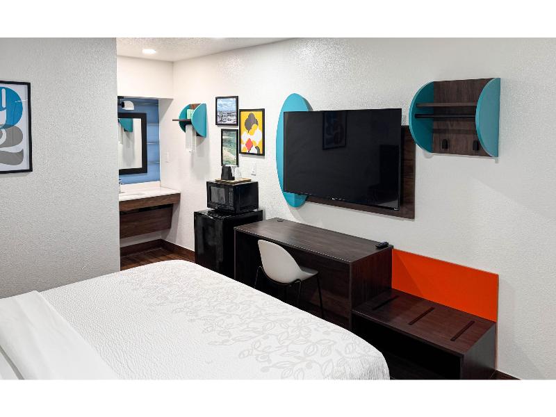 Motel 6 Classic Galveston, TX Beach-Seawall GA image