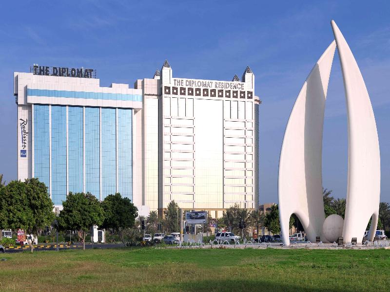 The Diplomat Radisson Blu Hotel, Residence & Spa image
