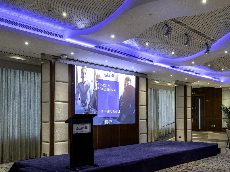 The Diplomat Radisson Blu Hotel, Residence & Spa image