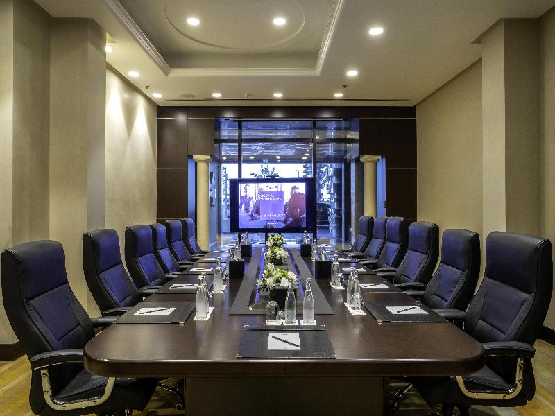 The Diplomat Radisson Blu Hotel, Residence & Spa image