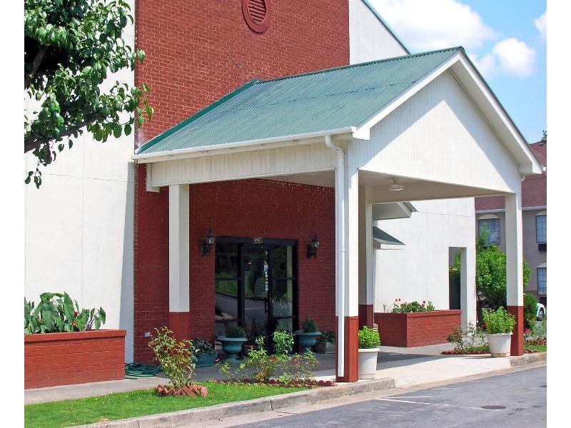 Motel 6 Cartersville, GA image