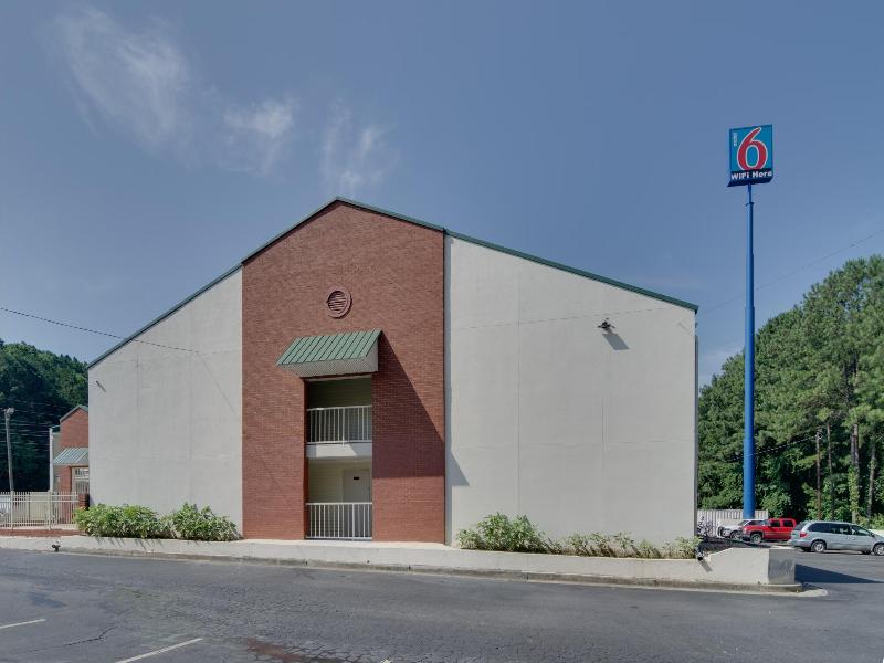 Motel 6 Cartersville, GA image