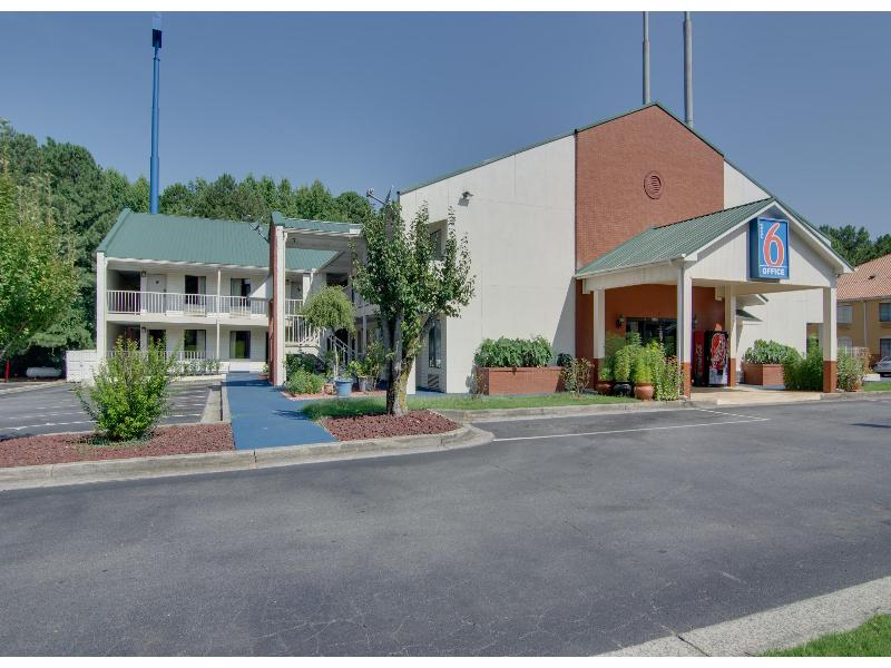 Motel 6 Cartersville, GA image