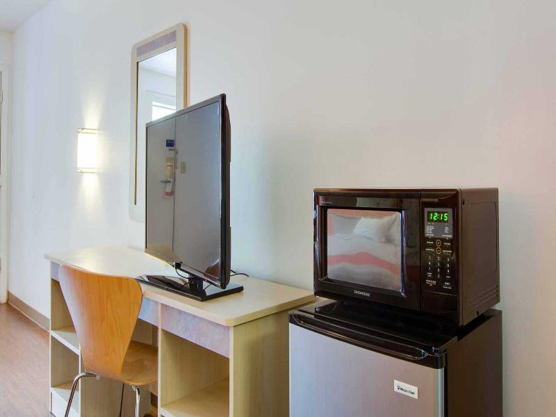 Motel 6 Cartersville, GA image