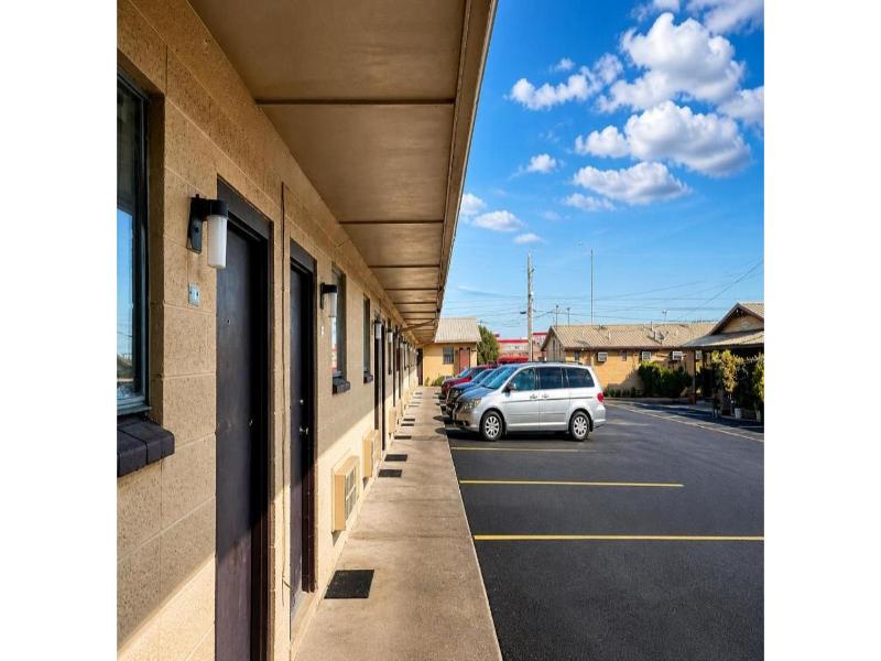 Skyline Motel Bartlesville Hwy 75