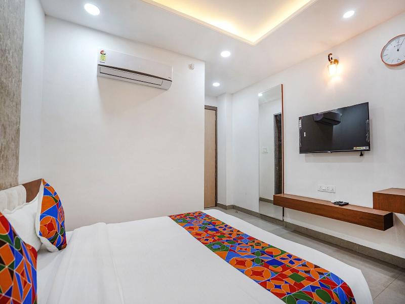 Fabhotel Prime Jashan Paradise image
