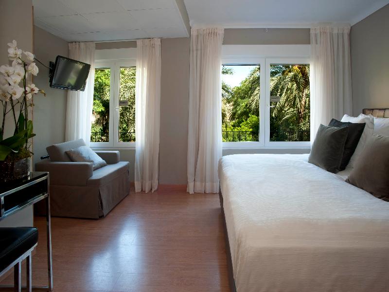 Hostal Parque gallery photo 14