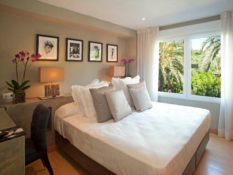 Hostal Parque gallery photo 22