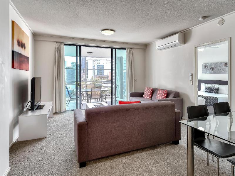 Skd Suites image