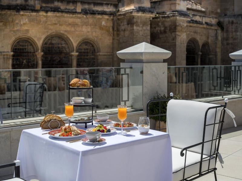 Gran Hotel Claridge Granada image