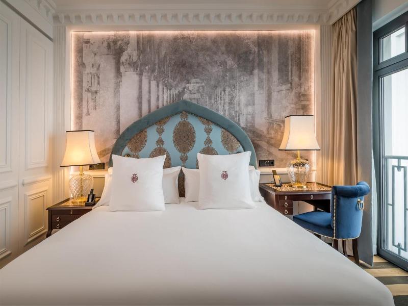 Gran Hotel Claridge Granada image