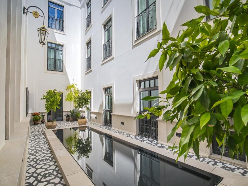 Gran Hotel Claridge Granada image
