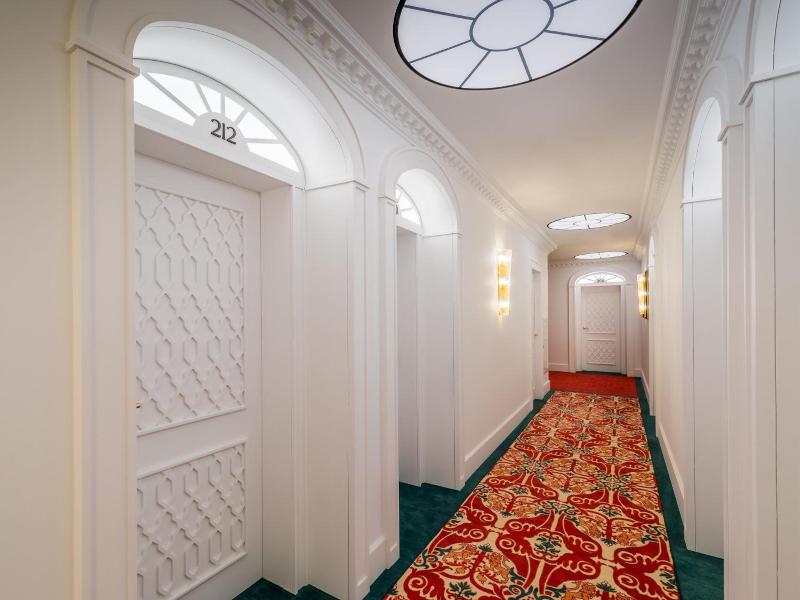 Gran Hotel Claridge Granada image