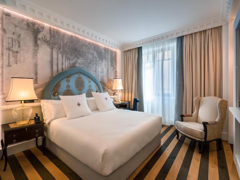 Gran Hotel Claridge Granada image