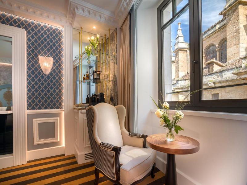 Gran Hotel Claridge Granada image