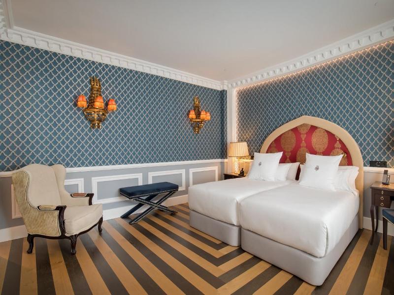 Gran Hotel Claridge Granada image
