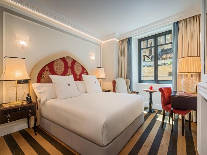 Gran Hotel Claridge Granada image