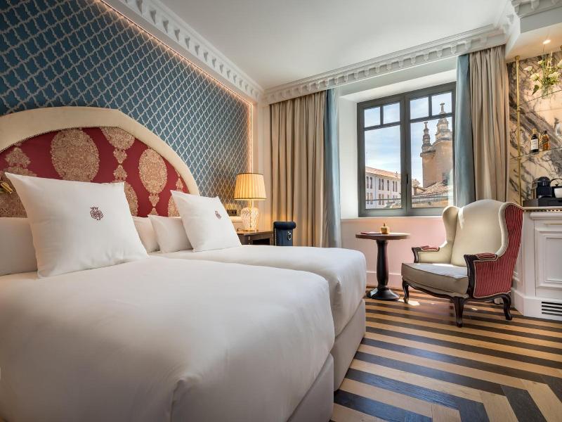 Gran Hotel Claridge Granada image
