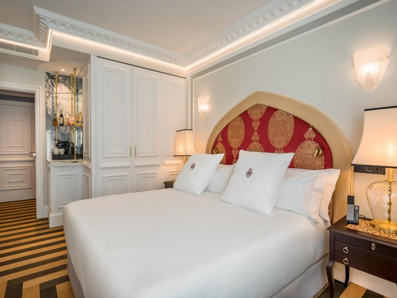 Gran Hotel Claridge Granada image