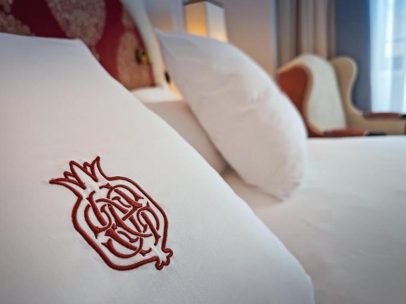 Gran Hotel Claridge Granada image