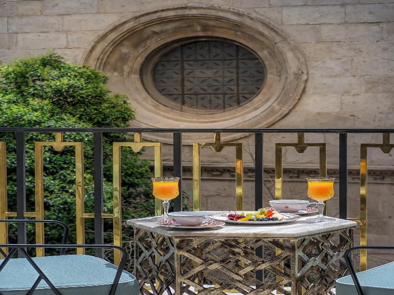 Gran Hotel Claridge Granada image