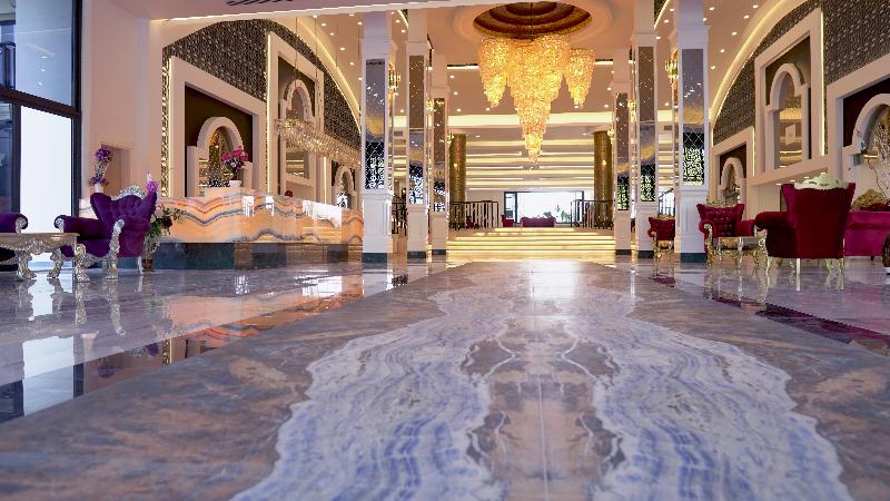 Dream World Palace Hotel image