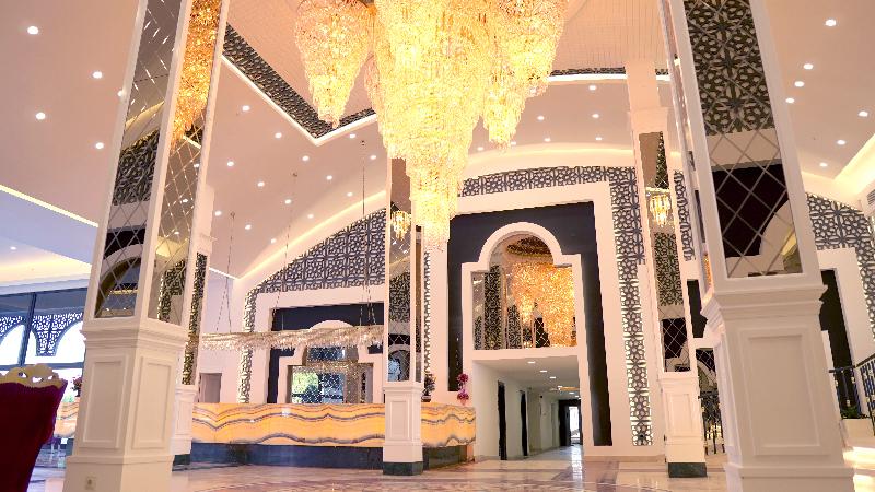 Dream World Palace Hotel image