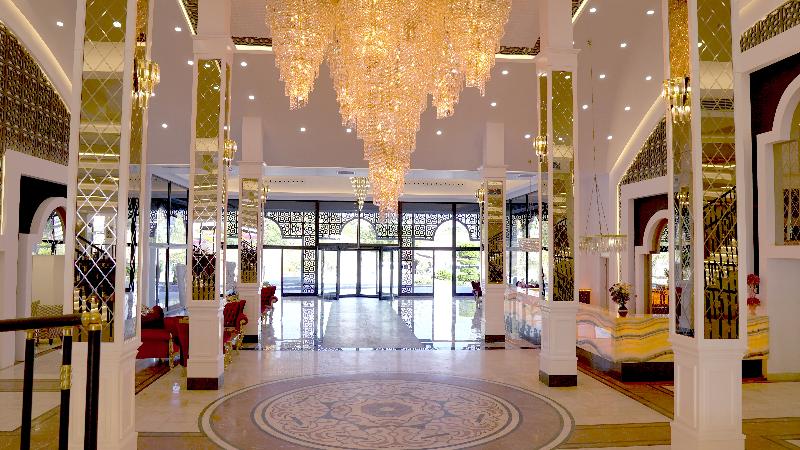 Dream World Palace Hotel image