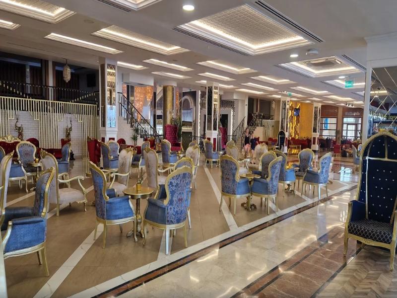 Dream World Palace Hotel image