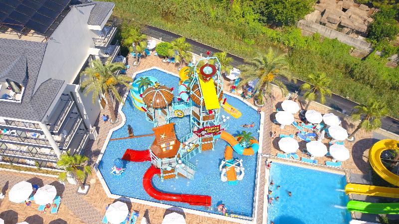 Dream World Palace Hotel image