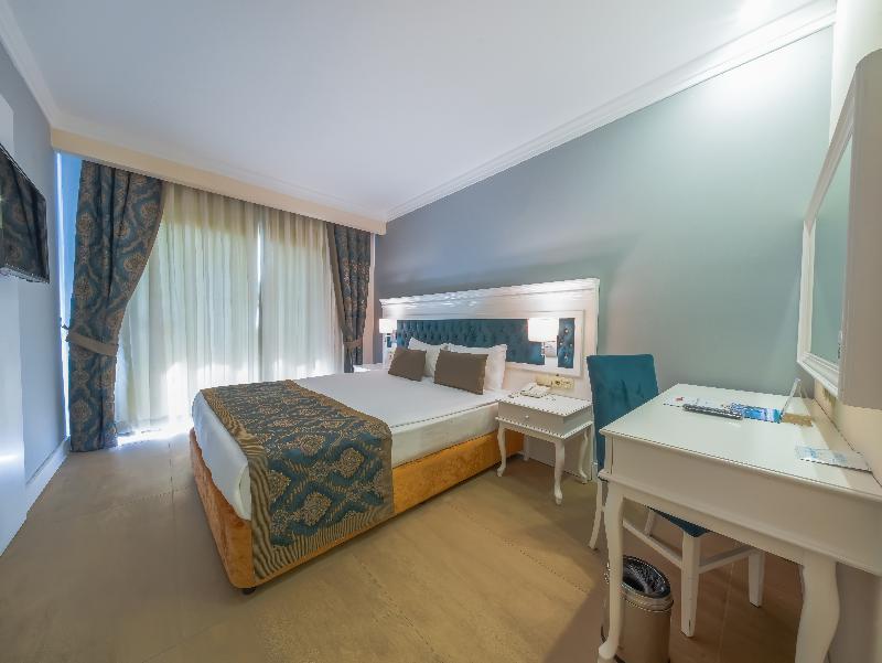 Dream World Palace Hotel image