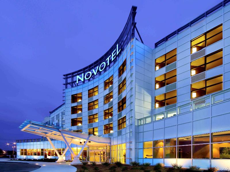 Novotel Montreal Airport